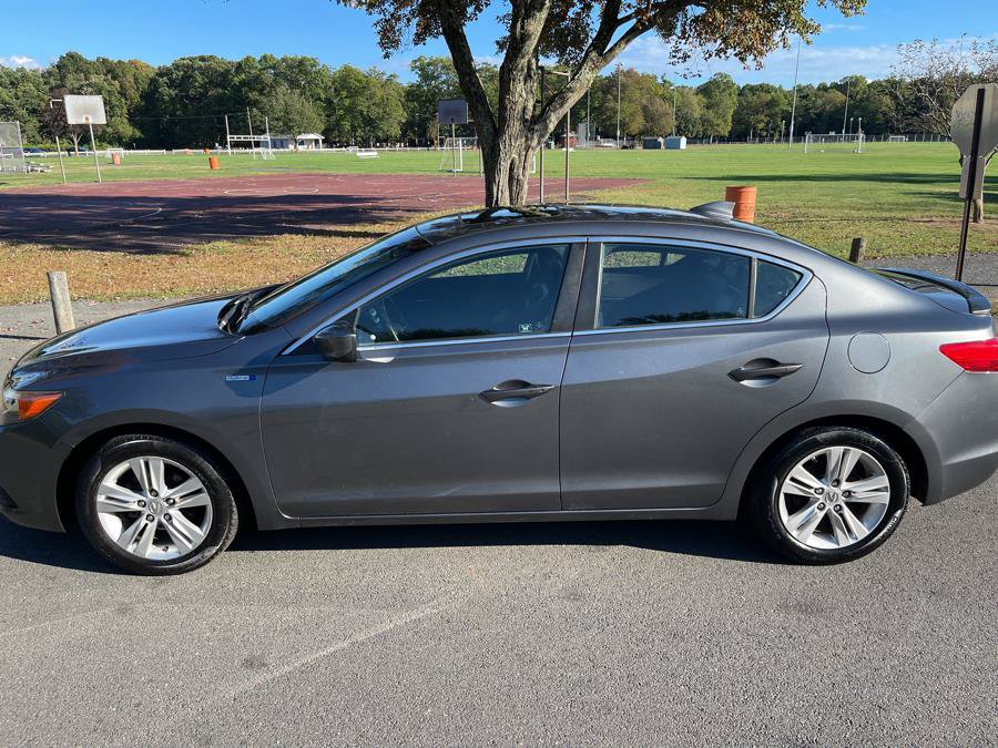 Used 2013 Acura ILX w/ Technology Package FWD image 34