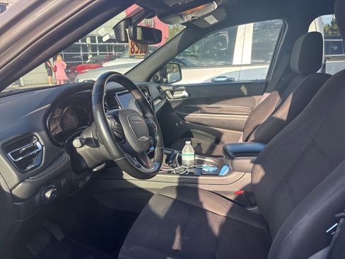 Used 2022 Dodge Durango SXT w/ Blacktop Package image 3