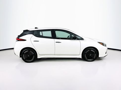 Used 2023 Nissan Leaf SV Plus image 10