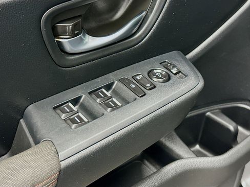 Used 2023 Honda Pilot Sport image 15