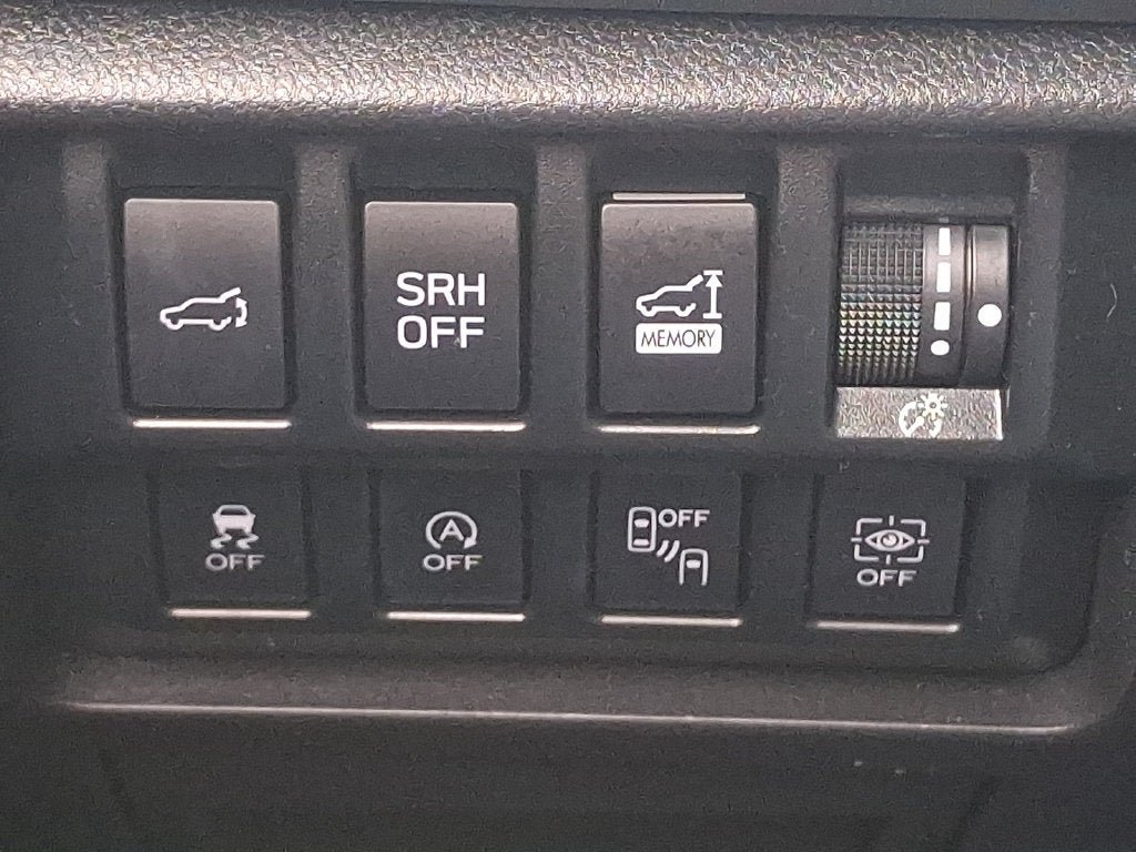 Used 2024 Subaru Forester Touring w/ Convenience Package AWD/4WD image 23