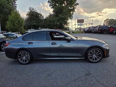 Used 2022 BMW 330i Sedan w/ Driving Assistance Package RWD image 10