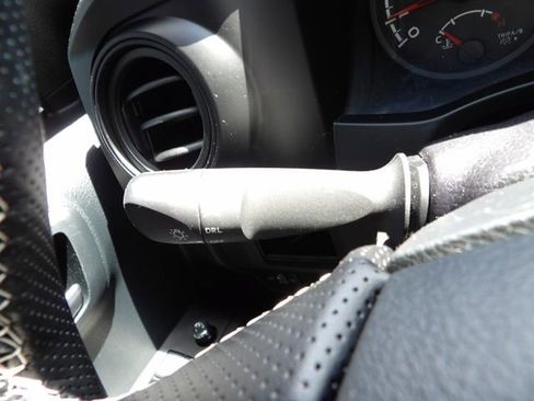 Used 2016 Toyota Tacoma SR w/ Towing Package AWD/4WD image 16