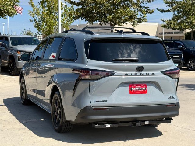 Used 2026 Toyota Sienna XLE Woodland Edition AWD/4WD image 7