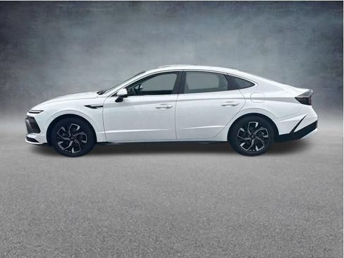 Used 2024 Hyundai Sonata SEL FWD image 4