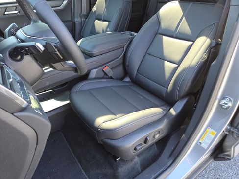 New 2026 GMC Acadia Elevation w/ Black Edition image 31