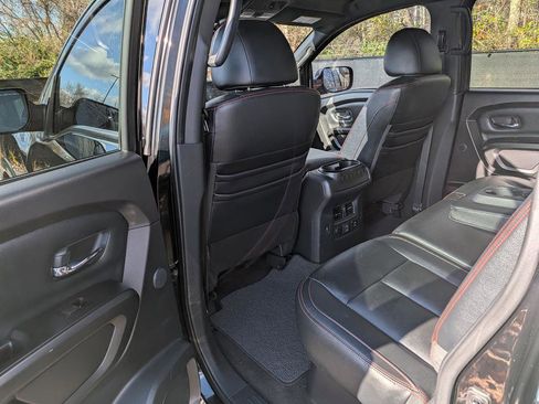 Used 2020 Nissan Titan PRO-4X w/ Pro-4x Convenience Package image 22