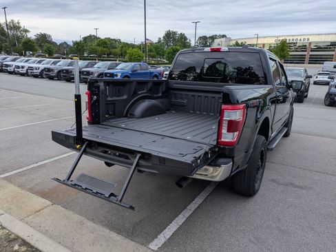 Used 2022 Ford F150 Lariat w/ Trailer Tow Package AWD/4WD image 38