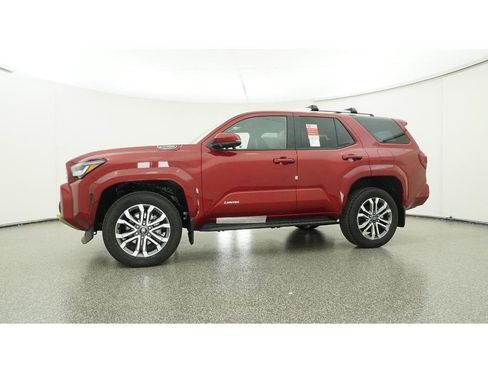 New 2025 Toyota 4Runner Limited image 18
