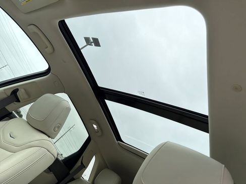 Certified 2023 Cadillac XT5 Premium Luxury image 37