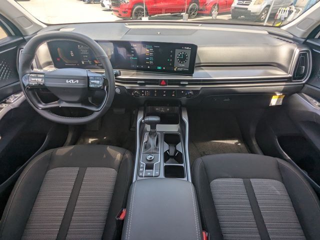 New 2026 Kia Sorento LX FWD image 17