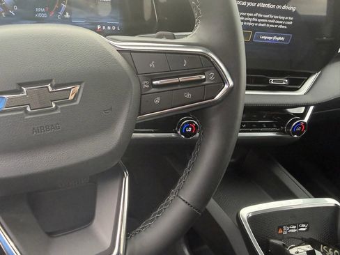 New 2026 Chevrolet Equinox LT w/ Convenience Package II image 24