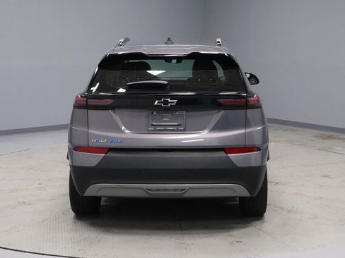 Used 2022 Chevrolet Bolt EUV Premier image 9