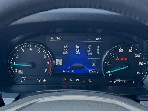 New 2024 Ford Explorer XLT w/ Equipment Group 202A RWD image 22