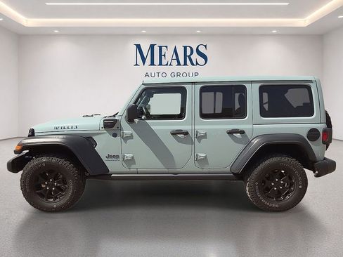Used 2023 Jeep Wrangler Unlimited w/ Sun & Screen Package AWD/4WD image 2