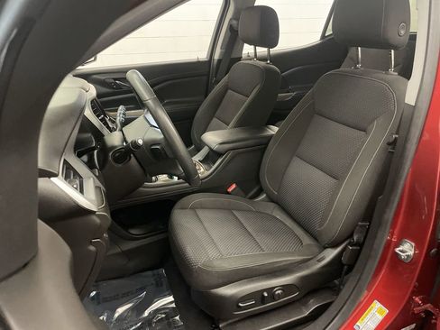 Used 2023 GMC Acadia SLE w/ Driver Convenience Package image 10