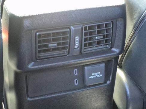 Used 2025 Toyota 4Runner TRD Off-Road Premium image 17