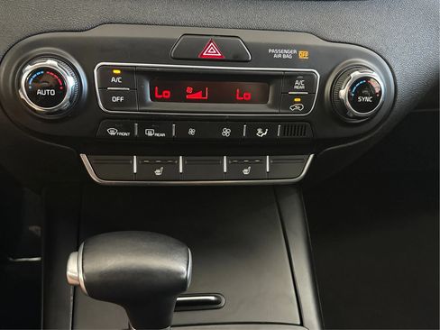 Used 2019 Kia Sorento S AWD/4WD image 35