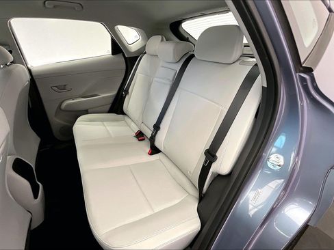 Used 2024 Hyundai Kona SE FWD image 19