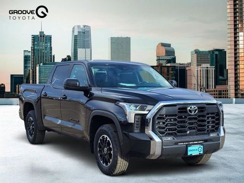 Used 2024 Toyota Tundra SR5 image 8