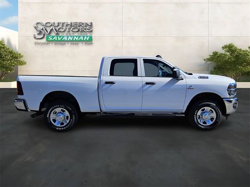 New 2026 RAM 2500 Tradesman AWD/4WD image 6