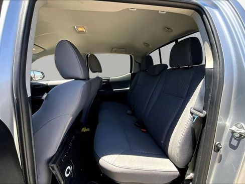 Used 2021 Toyota Tacoma SR AWD/4WD image 24