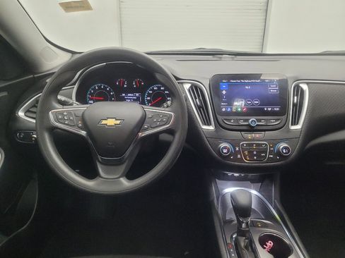Used 2025 Chevrolet Malibu LT FWD image 22