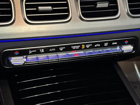 New 2025 Mercedes-Benz GLS 580 4MATIC image 27