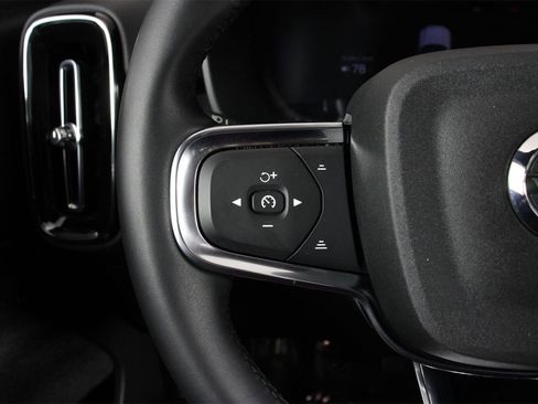 Certified 2023 Volvo C40 P8 Recharge Plus w/ Climate Package image 10