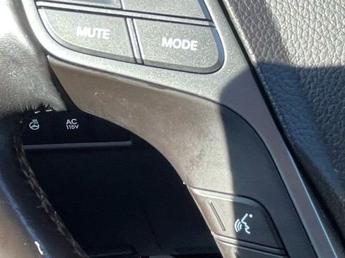 Used 2019 Hyundai Santa Fe XL image 22