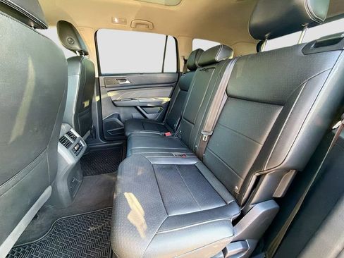 Used 2022 Volkswagen Atlas SEL AWD/4WD image 26