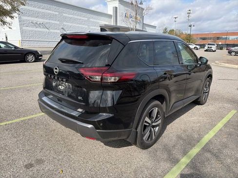 Used 2025 Nissan Rogue SL image 15