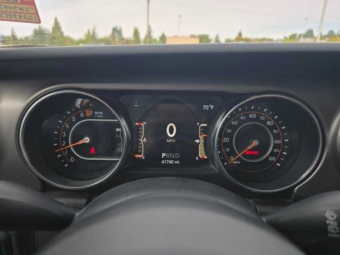 Used 2020 Jeep Wrangler Unlimited Sport AWD/4WD image 7