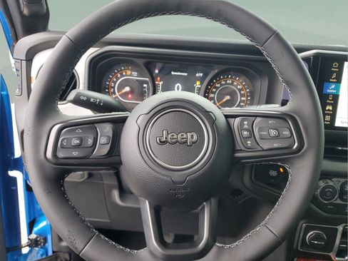 New 2026 Jeep Gladiator Willys AWD/4WD image 16