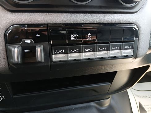 Used 2020 RAM 2500 Tradesman AWD/4WD image 19