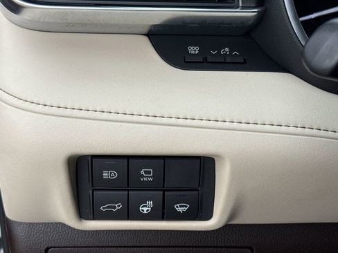 Used 2020 Toyota Highlander Limited AWD/4WD image 22
