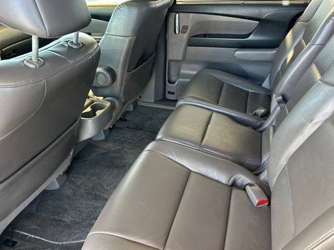Used 2015 Honda Odyssey Touring image 12