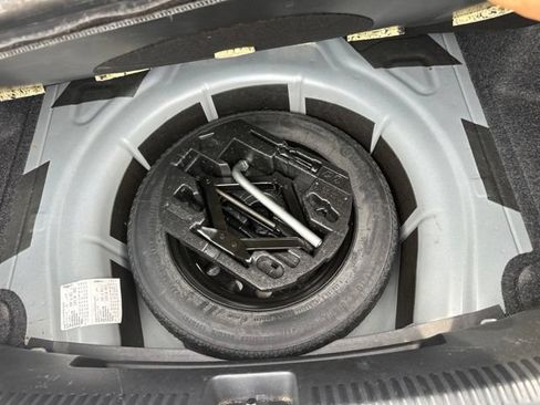 Used 2015 Volkswagen Jetta SEL FWD image 23