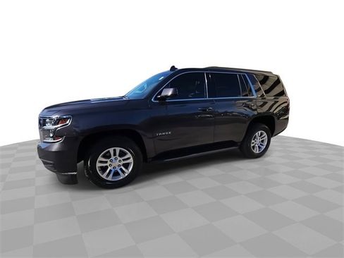 Used 2016 Chevrolet Tahoe LS image 4