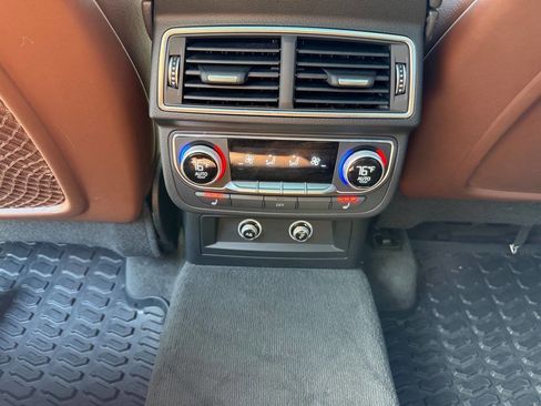 Used 2018 Audi Q7 3.0T Prestige image 17