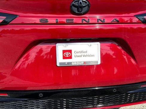 Certified 2026 Toyota Sienna XSE FWD image 10