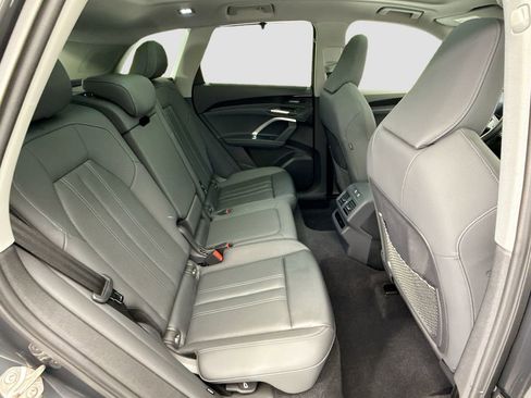 Certified 2025 Audi Q5 Premium Plus w/ Premium Plus image 21