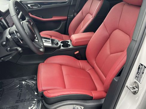New 2026 Porsche Macan S image 12