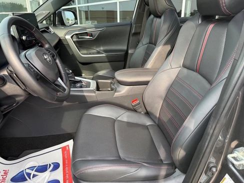 Used 2025 Toyota RAV4 XSE w/ Premium Package AWD/4WD image 16