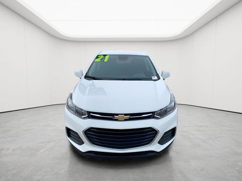 Used 2021 Chevrolet Trax LS w/ Tint and Cruise Package FWD image 25