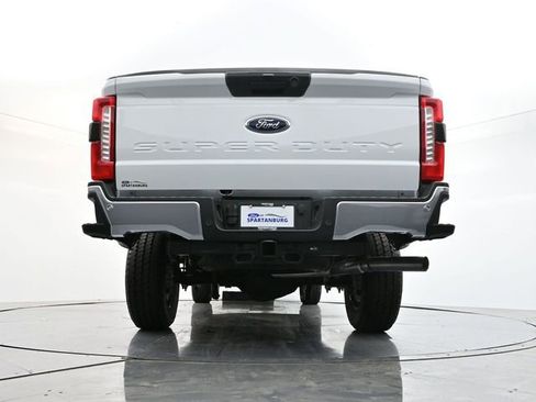 New 2025 Ford F350 XLT w/ 360-Degree Camera Package image 31