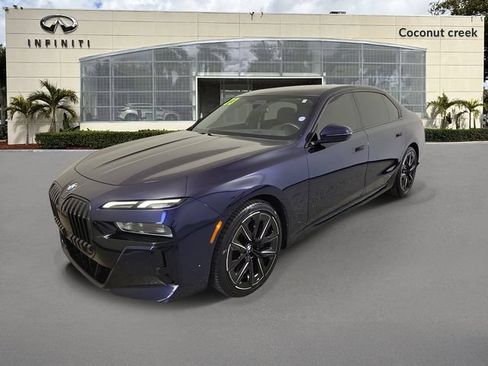 Used 2023 BMW 740i RWD image 2