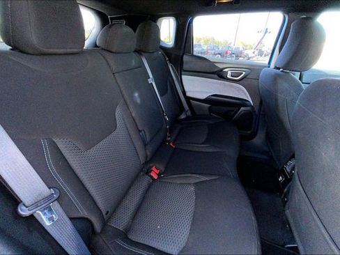 Used 2023 Jeep Compass Sport AWD/4WD image 29