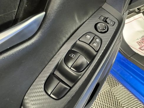 Used 2025 Nissan Sentra SV FWD image 37