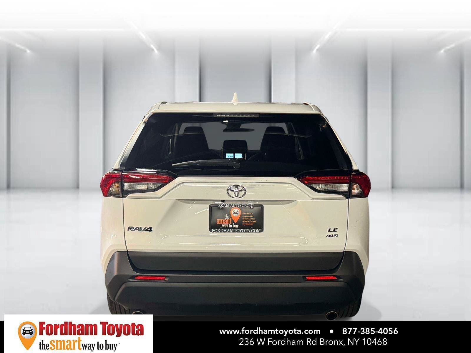 Certified 2025 Toyota RAV4 LE AWD/4WD image 6